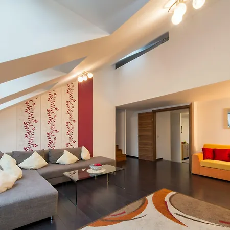 Apartmán Center *